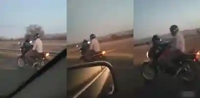 真正的速度与激情 老外在高速行驶的摩托车上操逼车震 路人被惊呆笑疯了